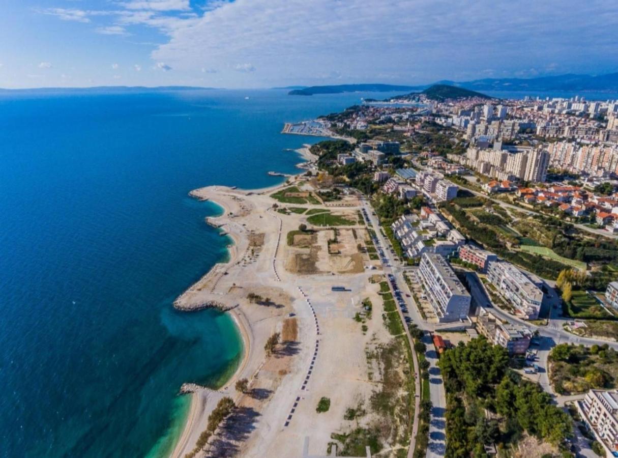 Apartment Paolo By The Beach Znjan Split Buitenkant foto