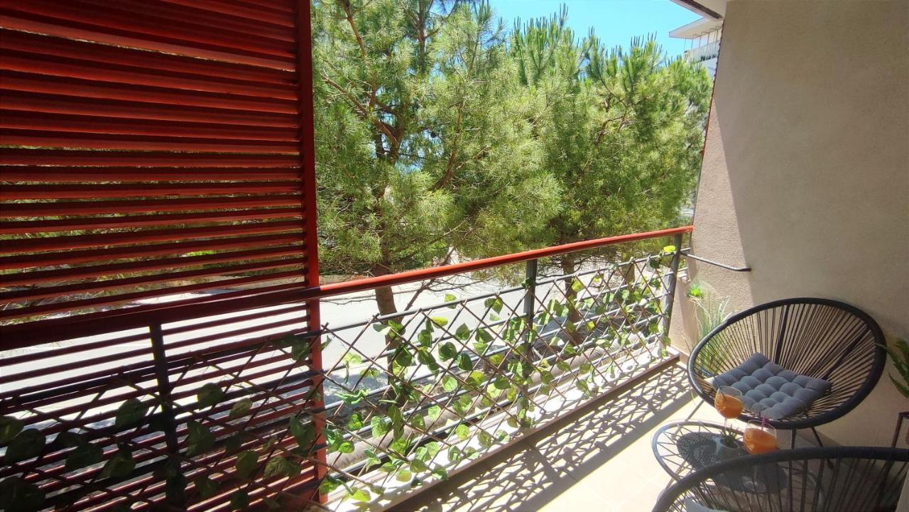 Apartment Paolo By The Beach Znjan Split Buitenkant foto