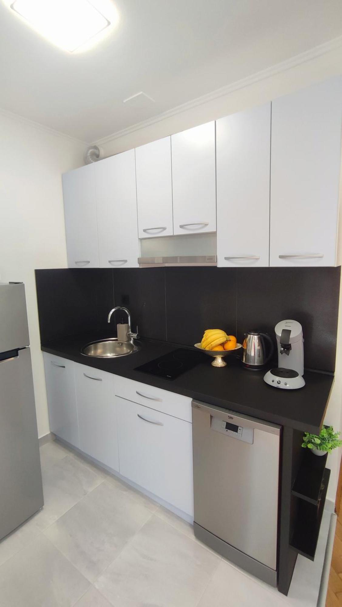 Apartment Paolo By The Beach Znjan Split Buitenkant foto