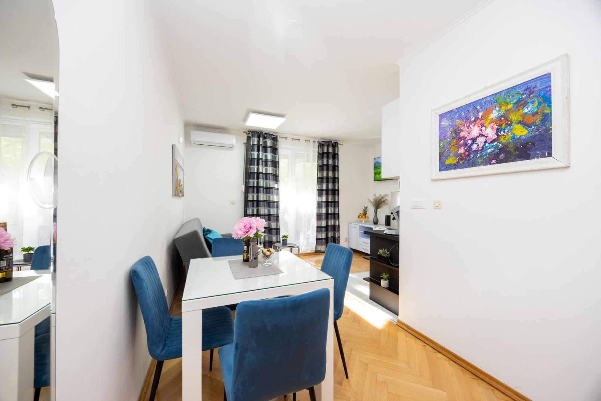 Apartment Paolo By The Beach Znjan Split Buitenkant foto